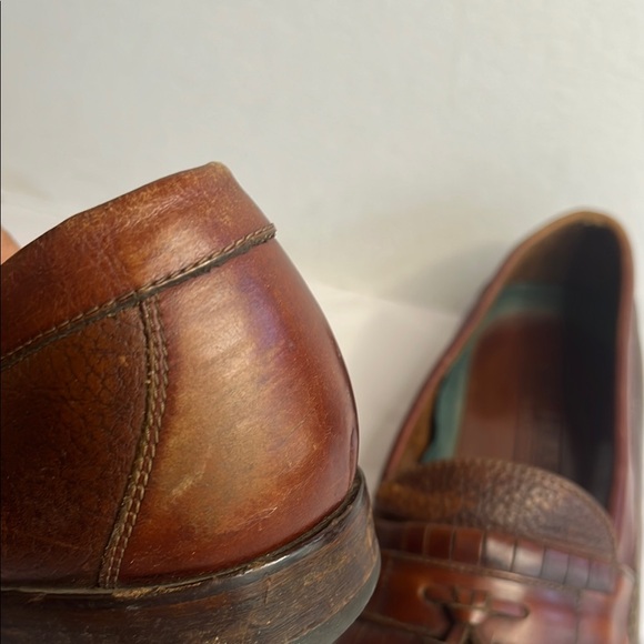 Brown Leather Tassel Loafers with Moccasin Stitching - Picture 3 of 9